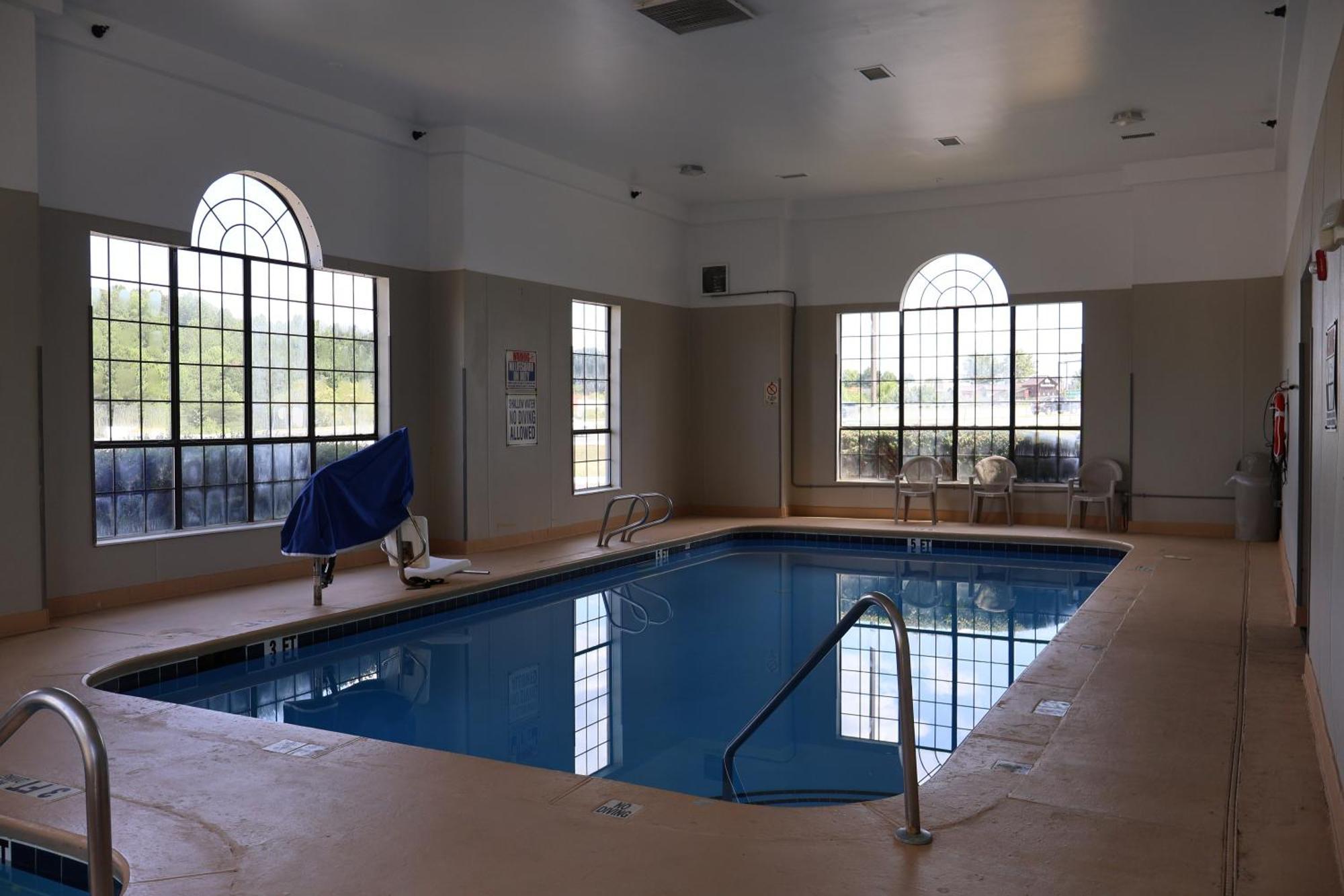 Namaste Inn & Suites Dawsonville Esterno foto
